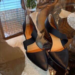 Corso Como Black Pointed Toe Heels with Elastic Cross Straps